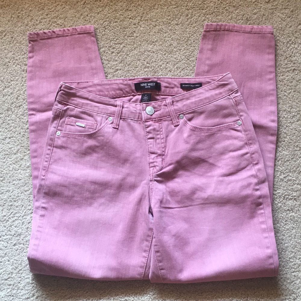 NWT Nine West Ankle Jeans. Blush colored.